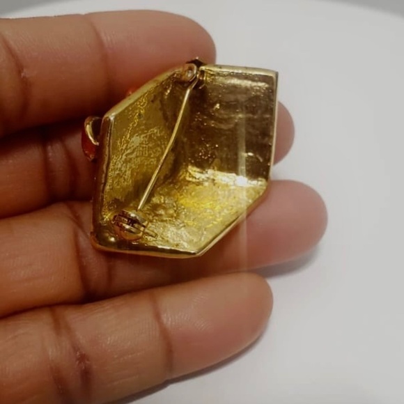 4/$20 80s Christmas Pin Back Red n Green Brooch 🌴 - Picture 3 of 5